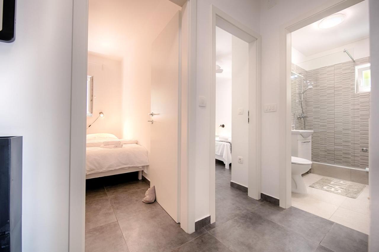 Apartmani Dule Komiza Luaran gambar