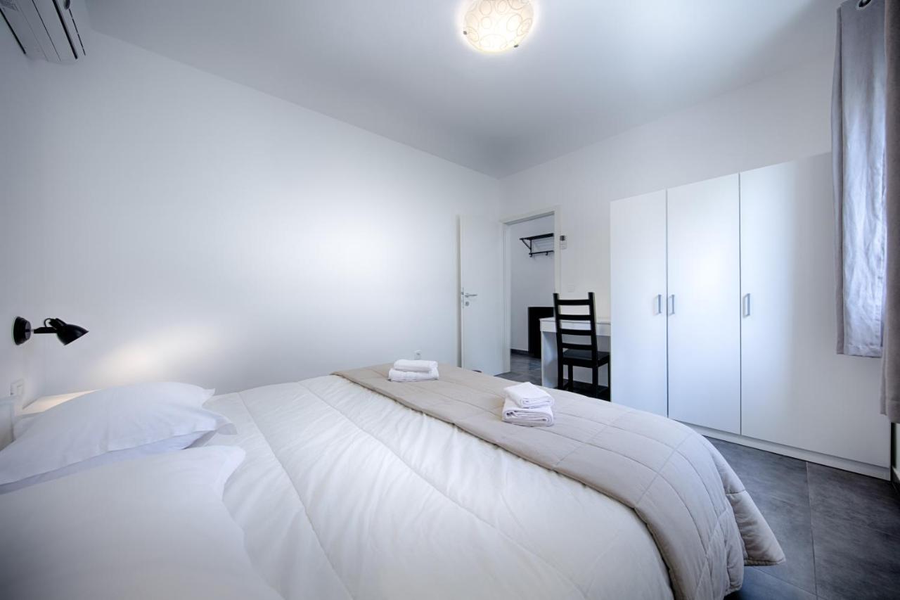 Apartmani Dule Komiza Luaran gambar