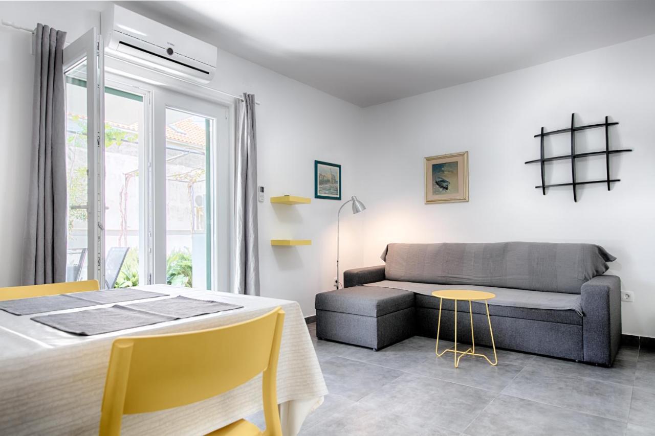 Apartmani Dule Komiza Luaran gambar