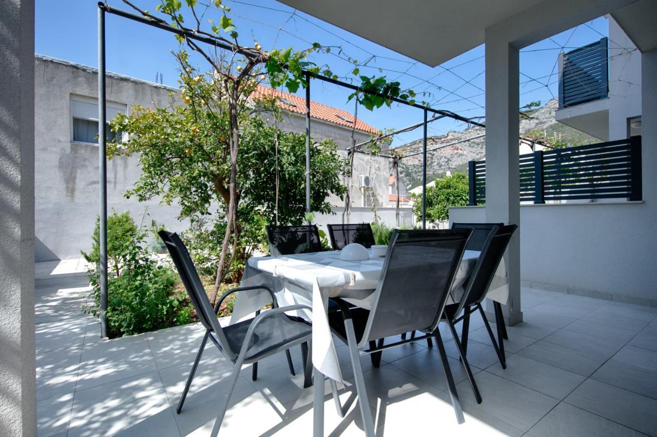 Apartmani Dule Komiza Luaran gambar