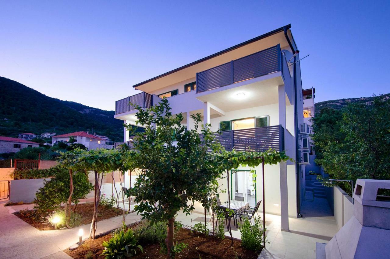Apartmani Dule Komiza Luaran gambar